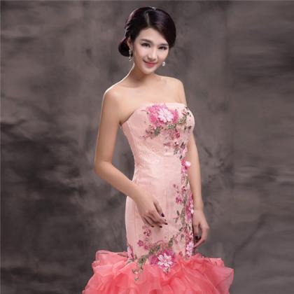 Pink Mermaid Wedding Dress With Flower Pattern..