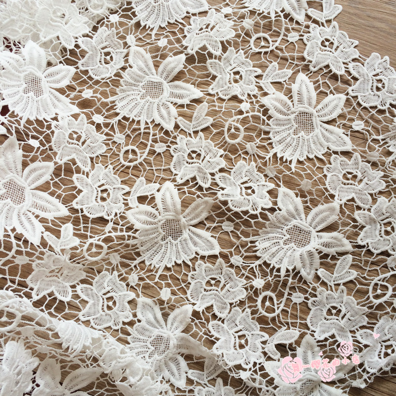 Flower Pattern Guipure Lace White Cord Lace Fabric For Women Clothing 47/48 Inch Width Sold At Yard