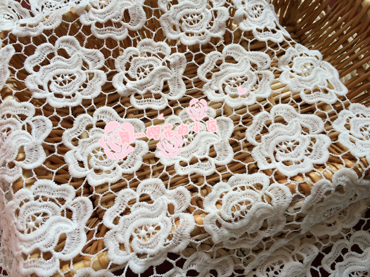 Flower Pattern Guipure Lace White Cord Lace Fabric Use For Women Clothing 47/48 Inch Width Sold At Yard